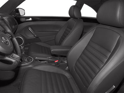 2013 Volkswagen Beetle 2.0T Turbo w/Sun/Sound/Nav