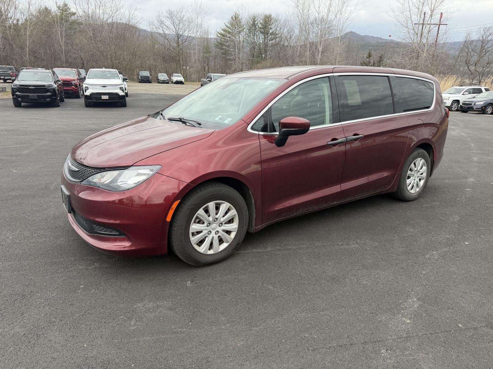 2021 Chrysler Voyager L