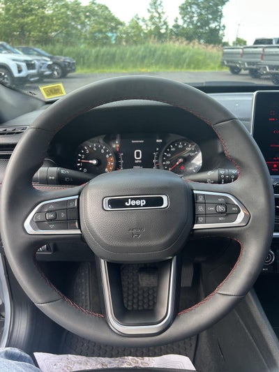2025 Jeep Compass Trailhawk