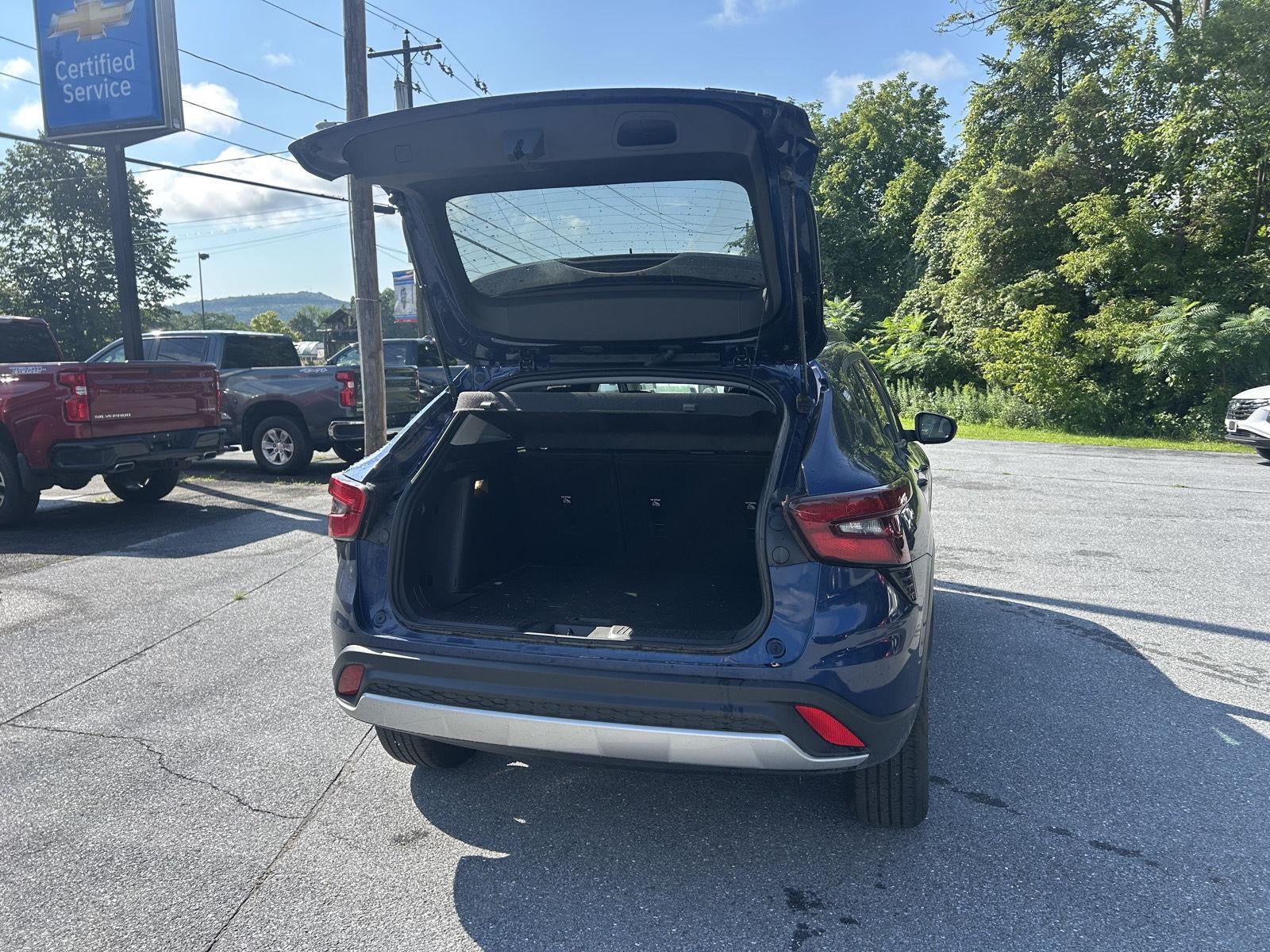 2024 Chevrolet Trax LT