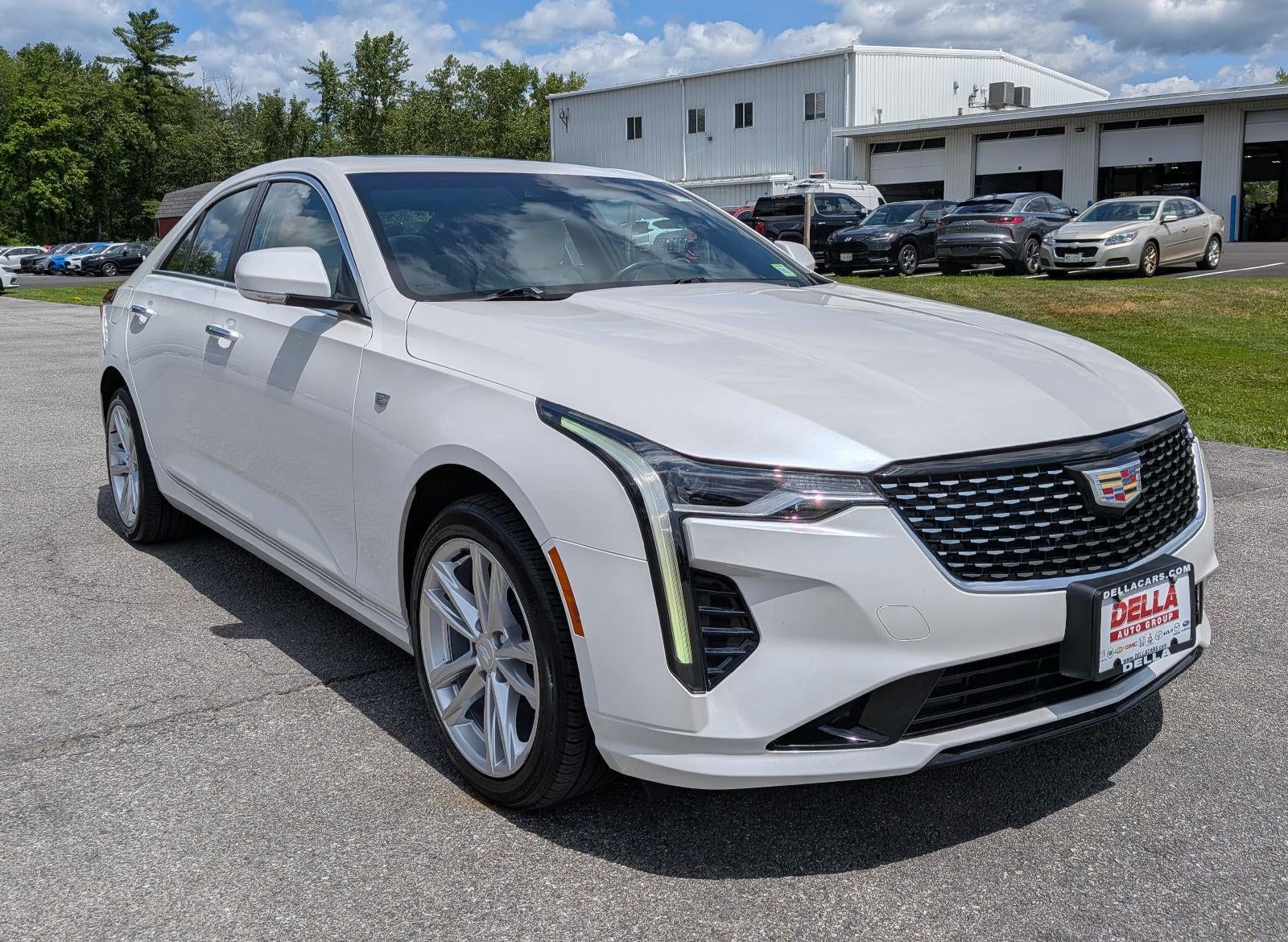 2023 Cadillac CT4 Luxury