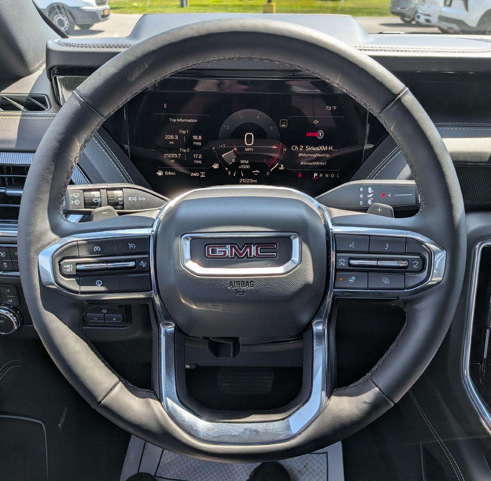 2025 GMC Yukon Elevation