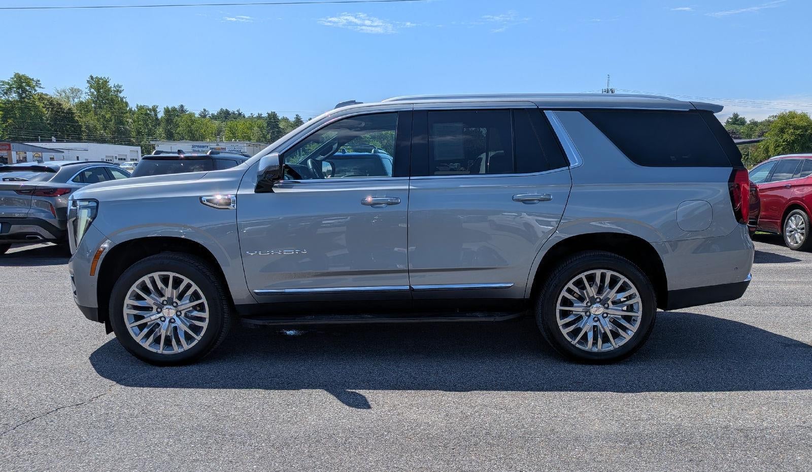 2025 GMC Yukon Elevation