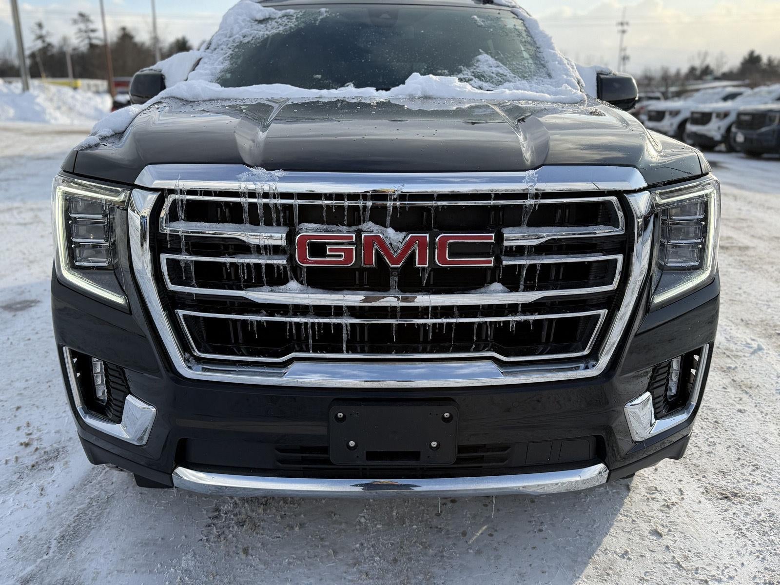 2022 GMC Yukon XL SLT