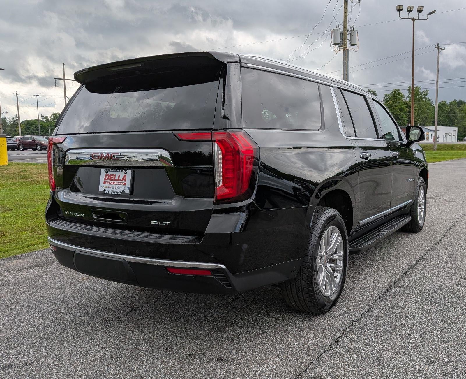 2023 GMC Yukon XL SLT
