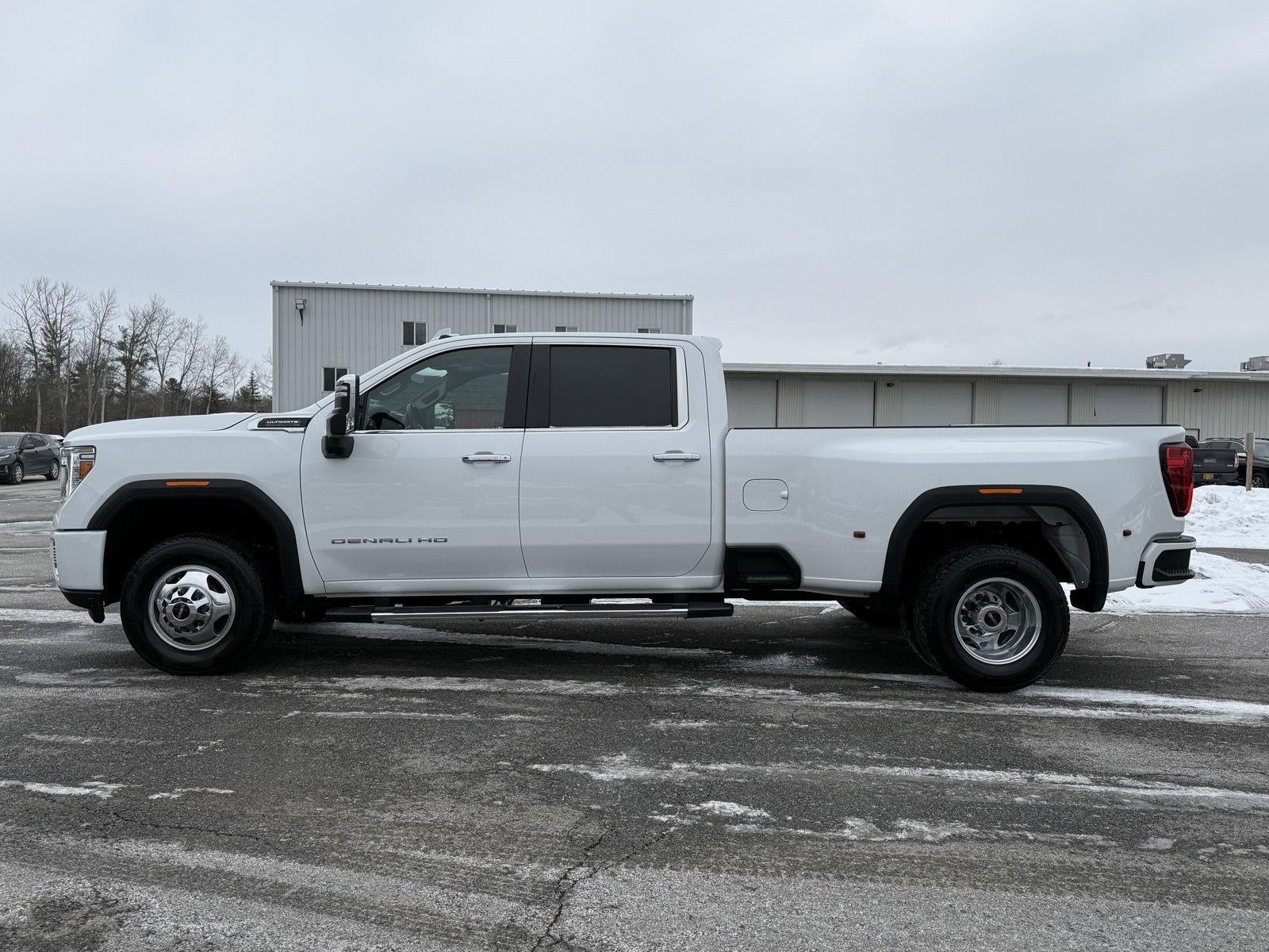 2023 GMC Sierra 3500 HD Denali