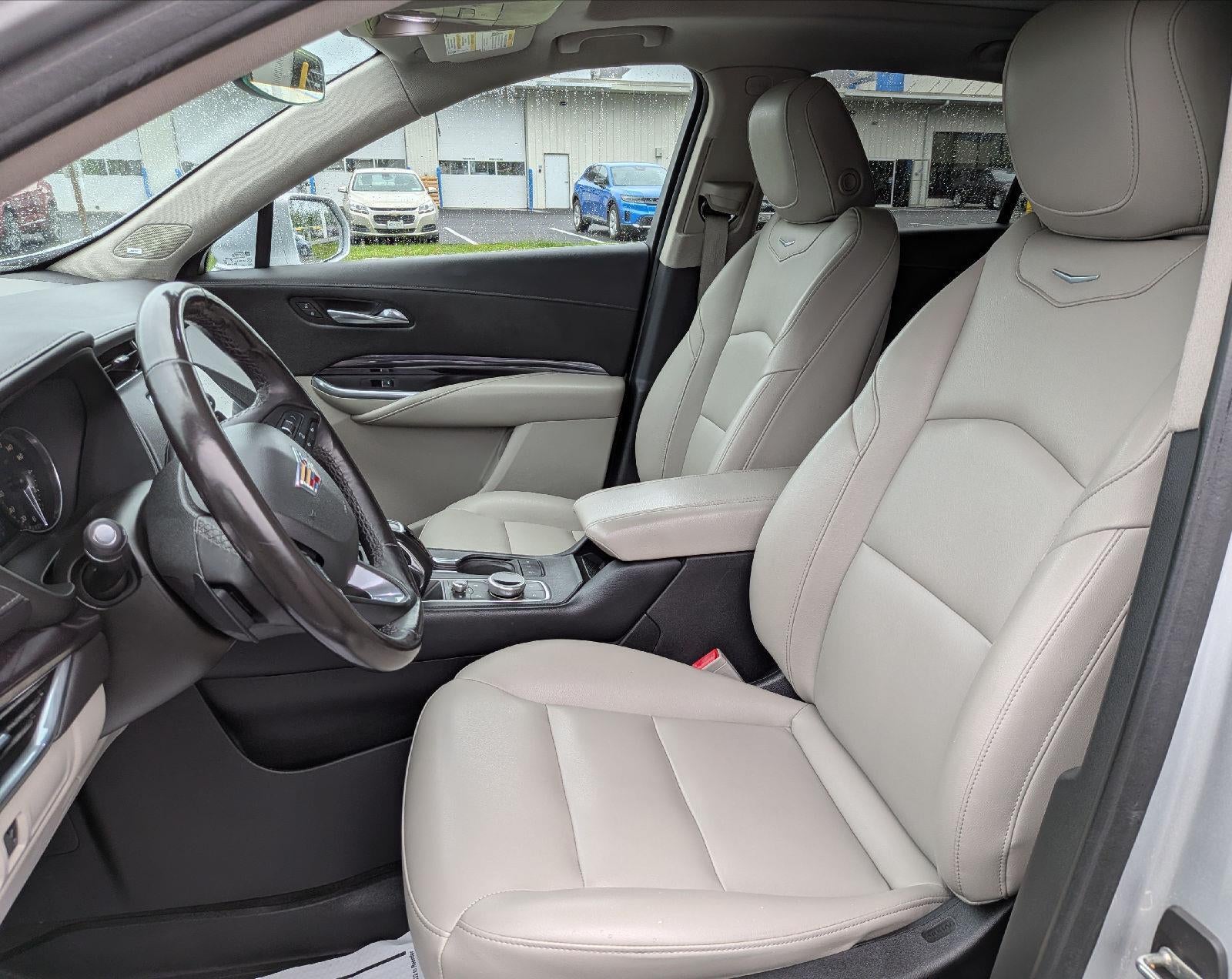 2019 Cadillac XT4 AWD Luxury