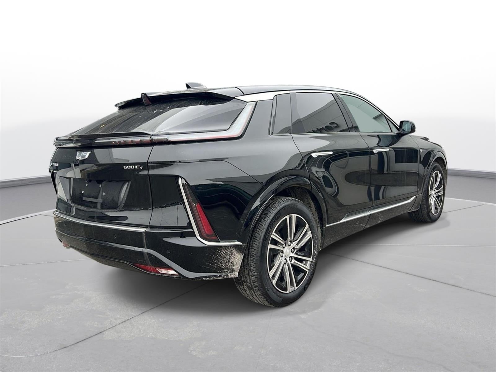 2025 Cadillac LYRIQ Luxury 1