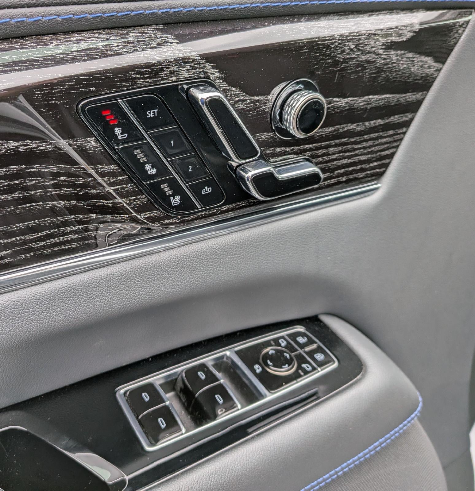 2025 Cadillac ESCALADE IQ Sport 1