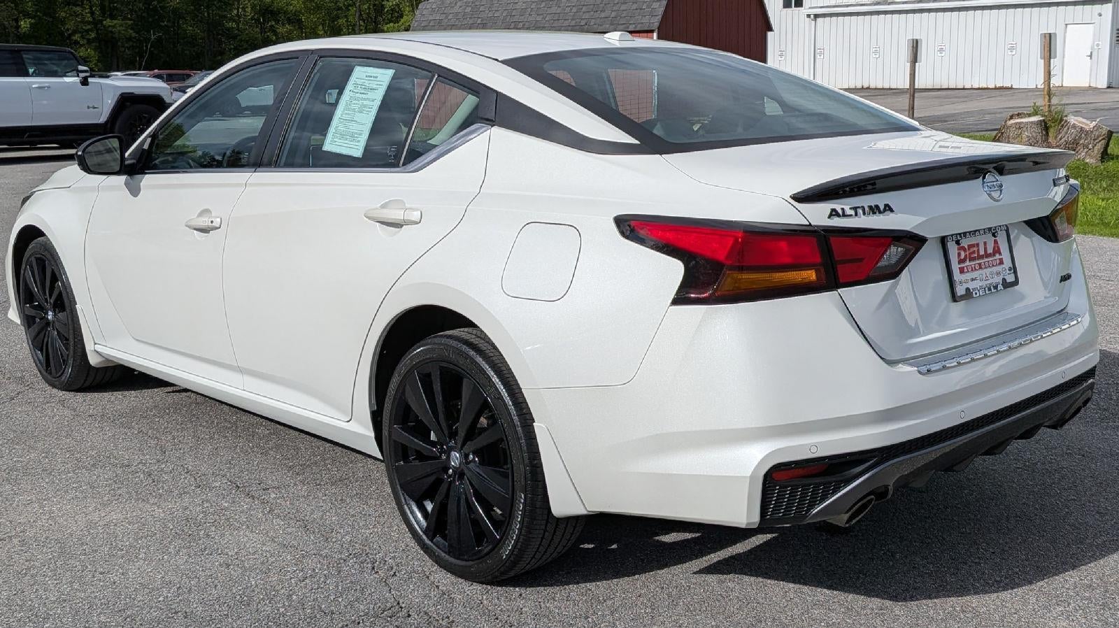2022 Nissan Altima 2.5 SR