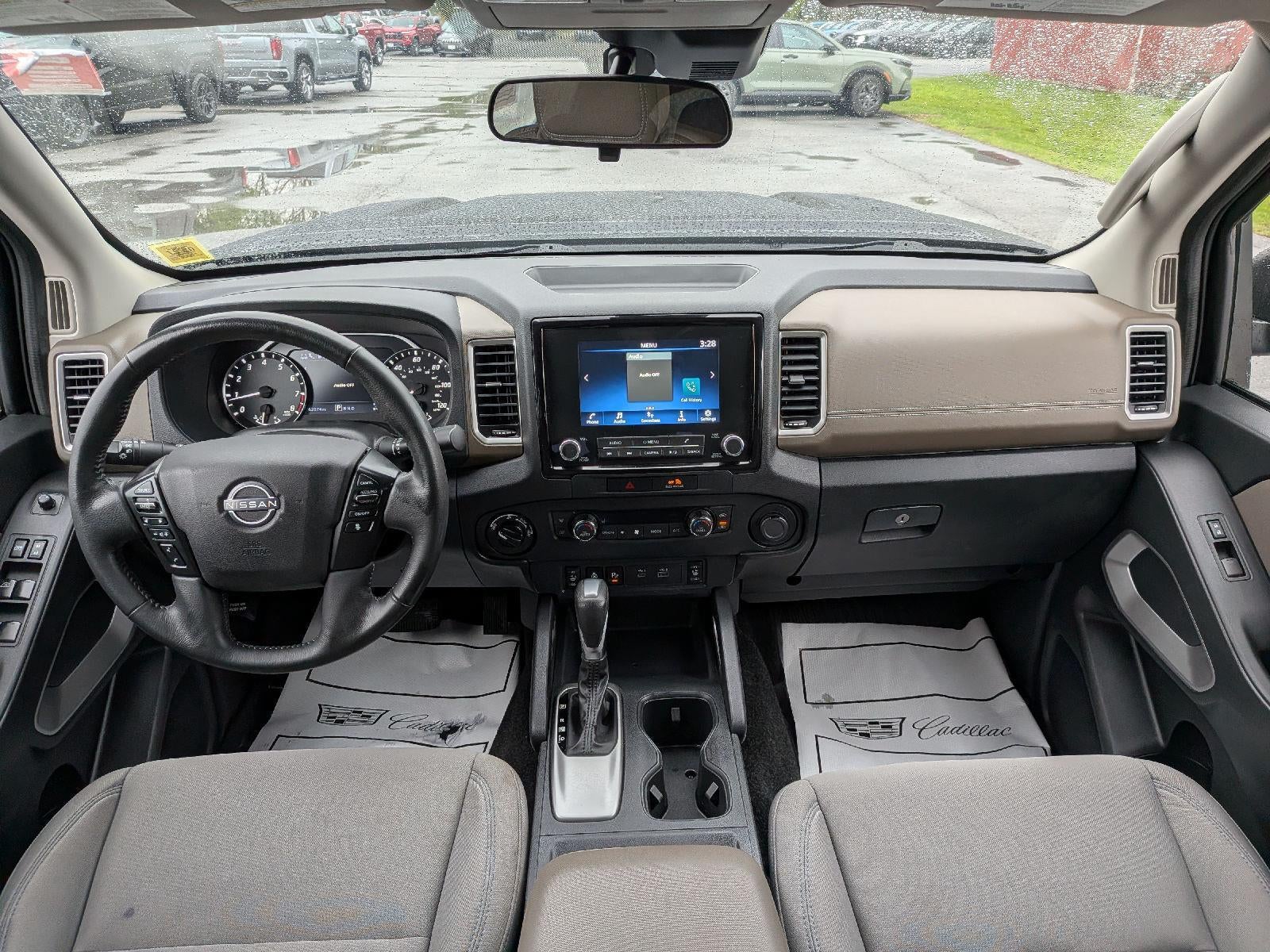2022 Nissan Frontier SV