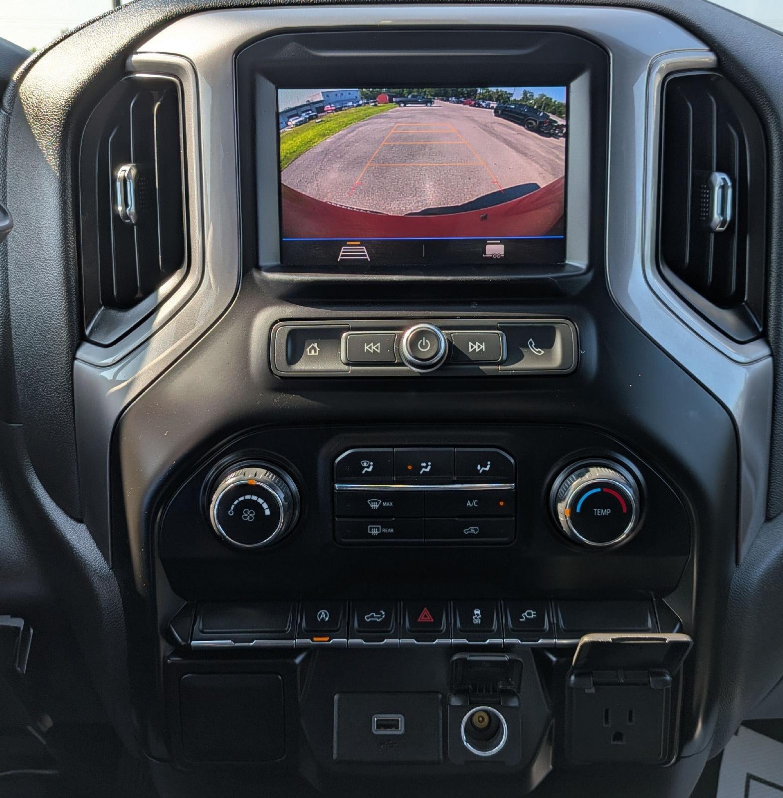 2020 Chevrolet Silverado 1500 Custom
