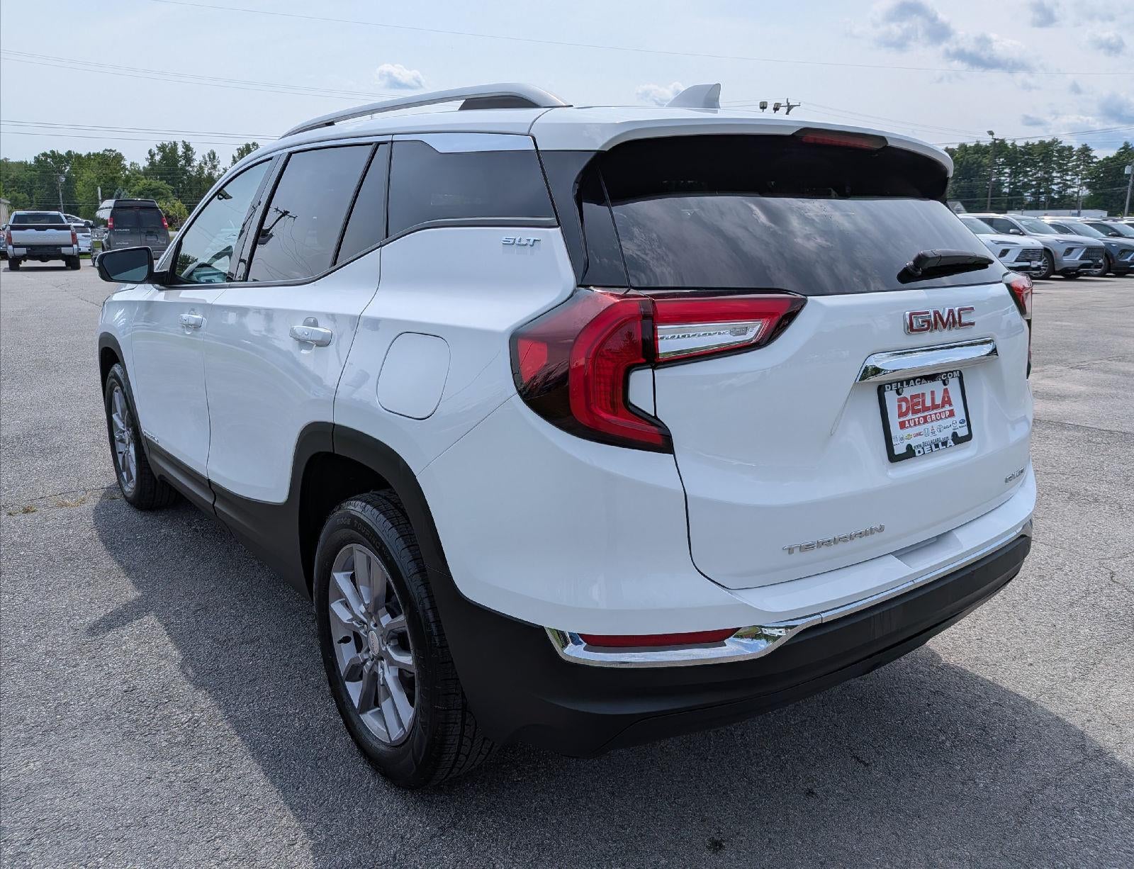 2024 GMC Terrain SLT