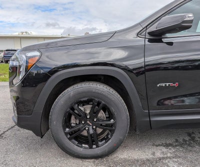 2023 GMC Terrain AT4