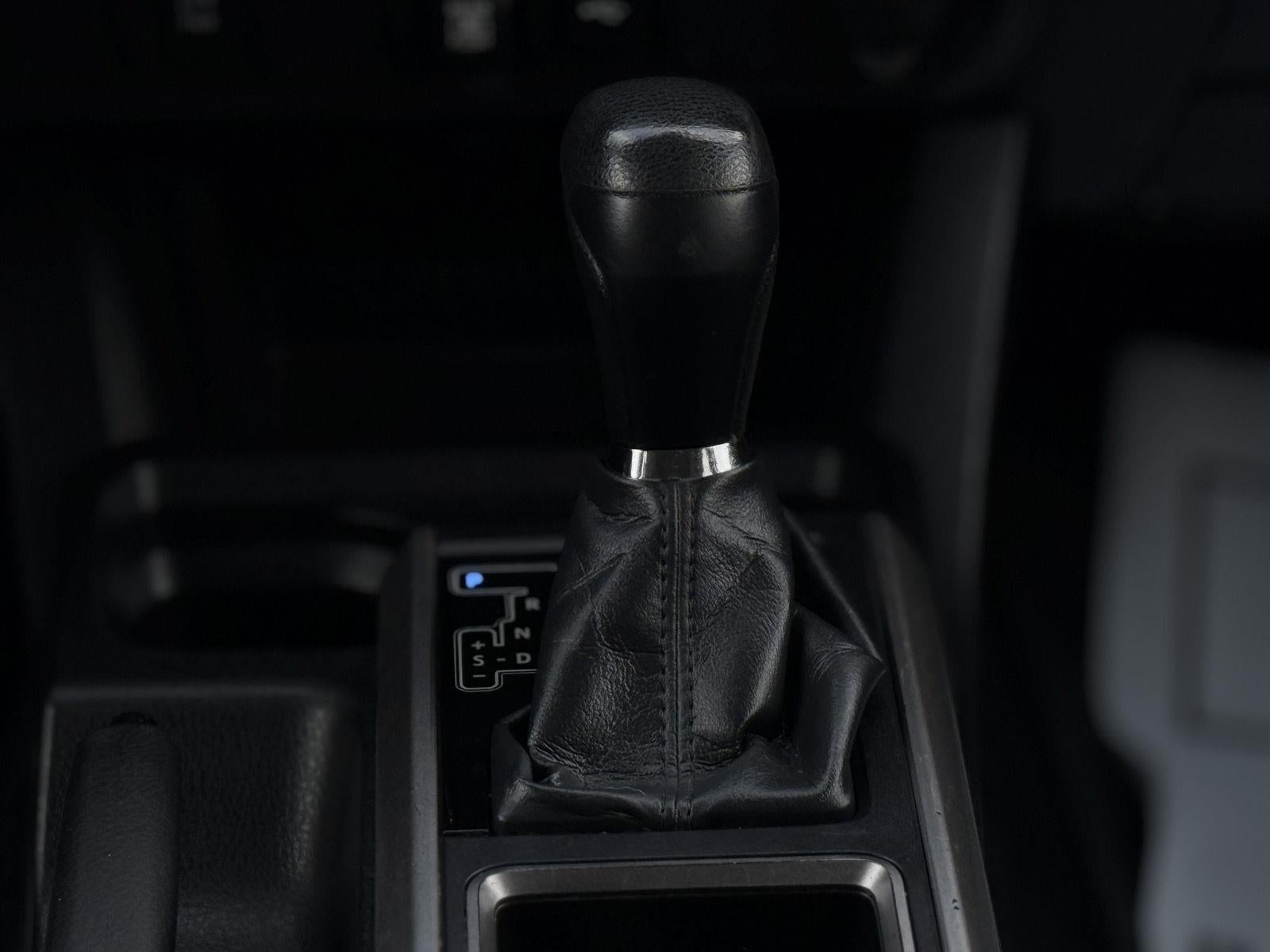 2022 Toyota Tacoma 4WD SR