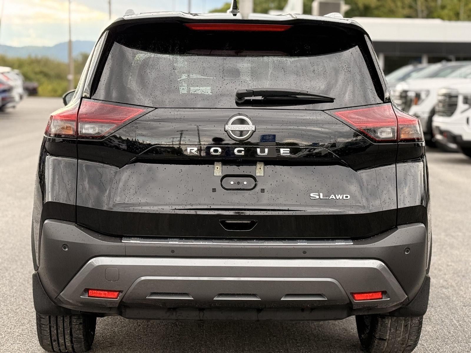 2022 Nissan Rogue SL