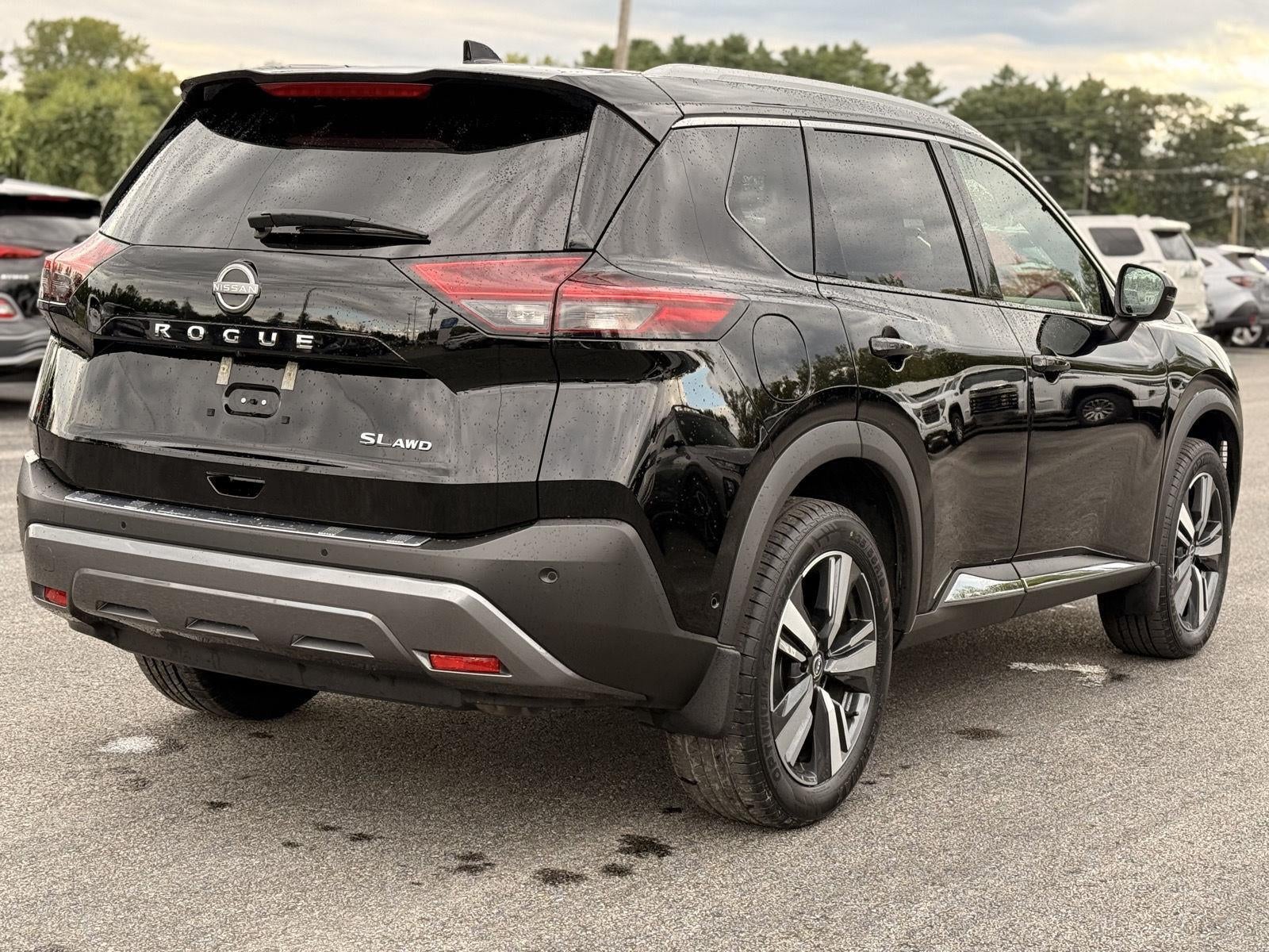 2022 Nissan Rogue SL