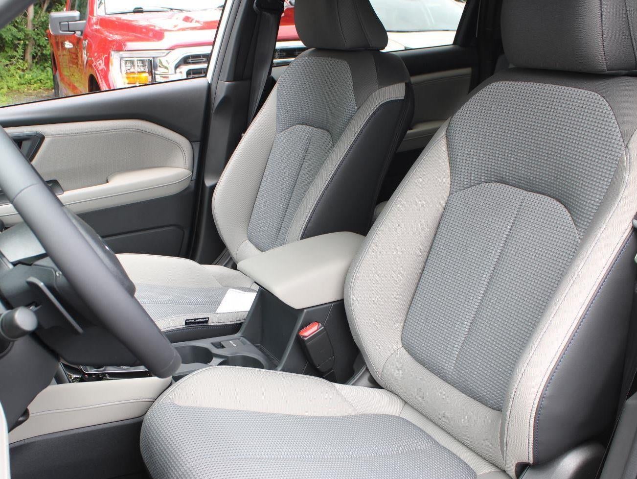 2025 Subaru Forester Premium Hybrid