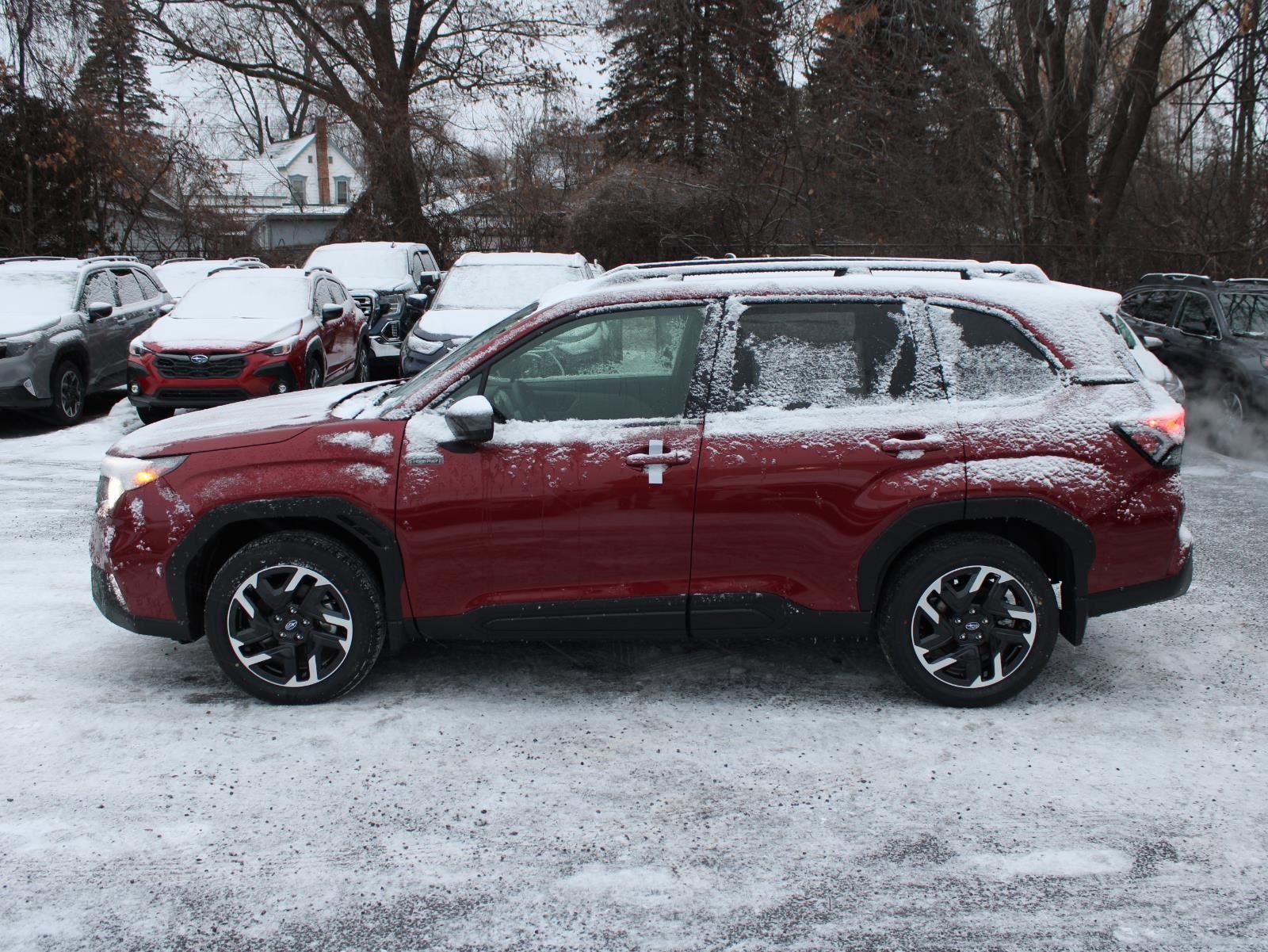 2025 Subaru Forester Premium Hybrid