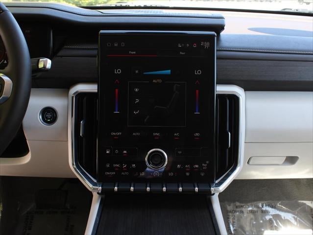 2024 GMC Acadia AWD Denali