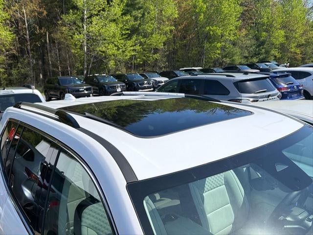 2024 GMC Acadia AWD Denali