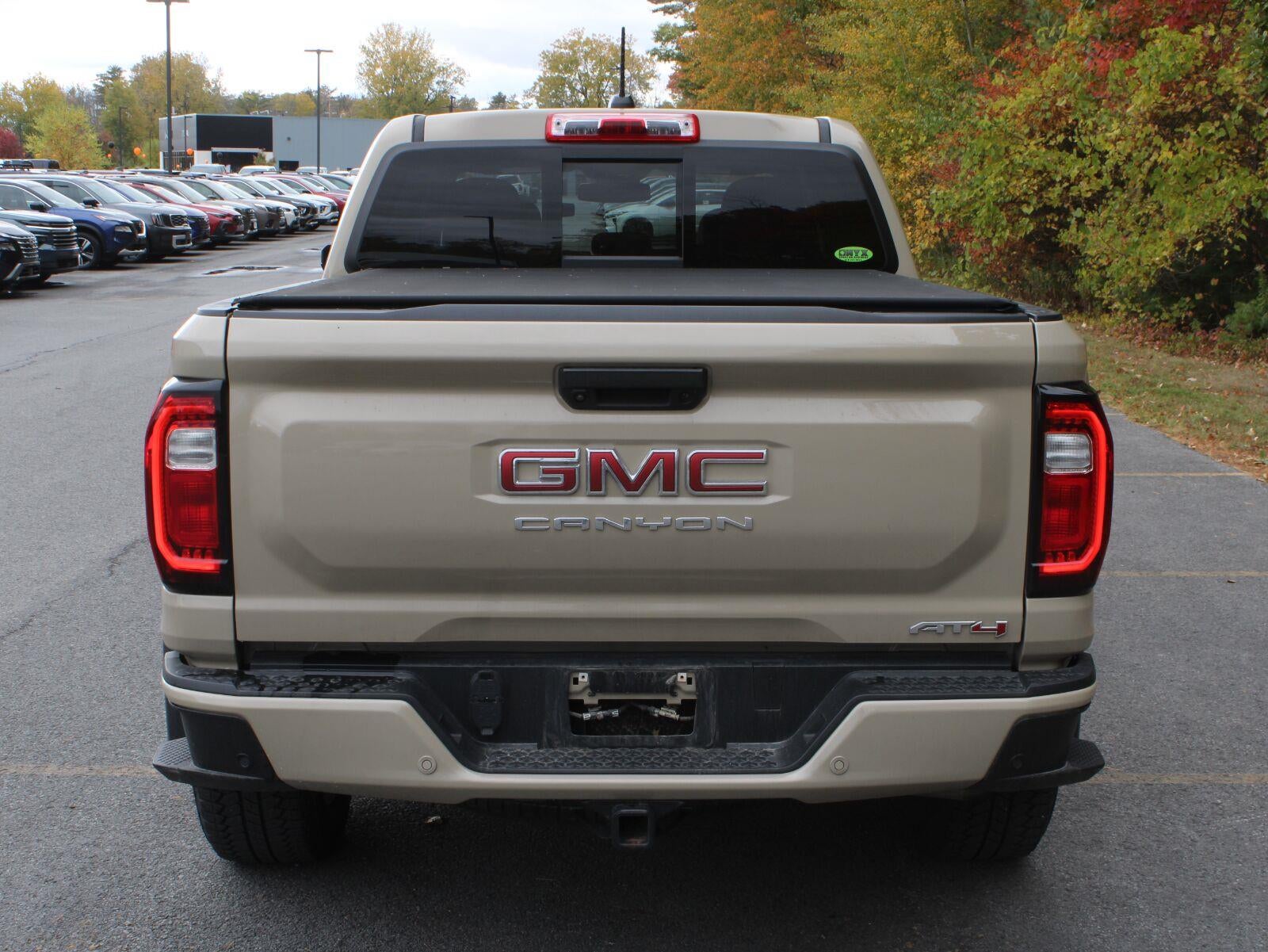 2024 GMC Canyon 4WD AT4