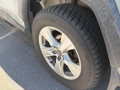 2020 Toyota RAV4 Hybrid XLE