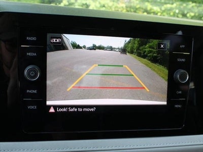 2026 Volkswagen Taos SE