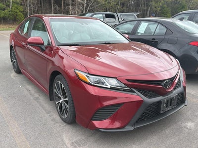 2018 Toyota Camry SE