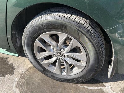 2024 Toyota Sienna LE