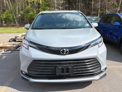 2026 Toyota Sienna Woodland Edition