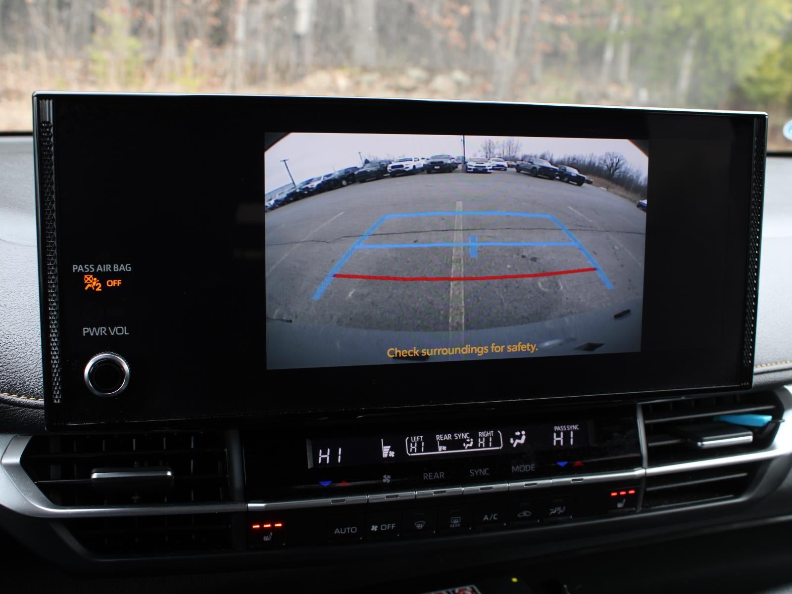 2025 Toyota Sienna Woodland Edition