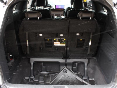 2025 Toyota Sienna Woodland Edition