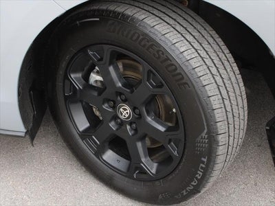 2025 Toyota Sienna Woodland Edition