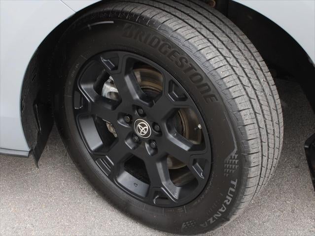 2025 Toyota Sienna Woodland Edition