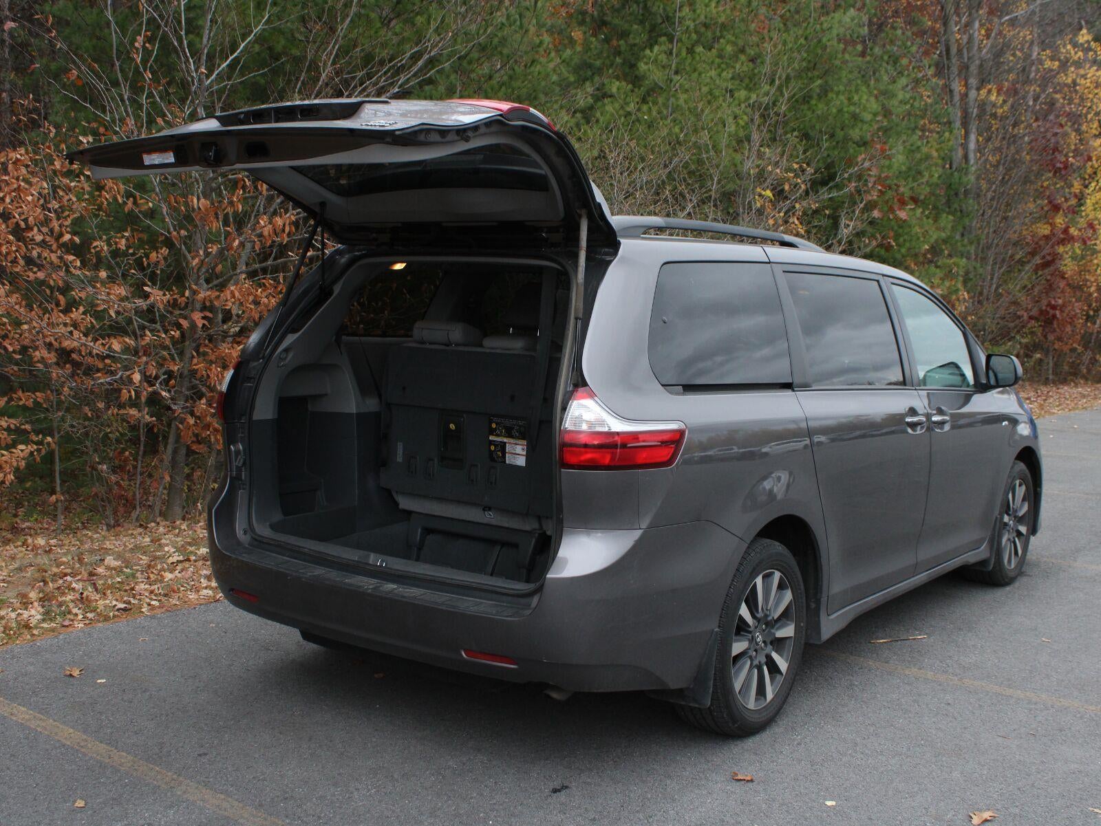 2019 Toyota Sienna XLE