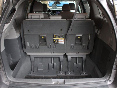 2019 Toyota Sienna XLE
