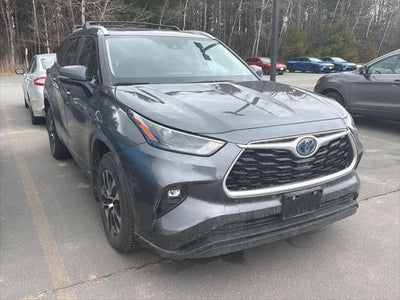 2023 Toyota Highlander Hybrid XLE