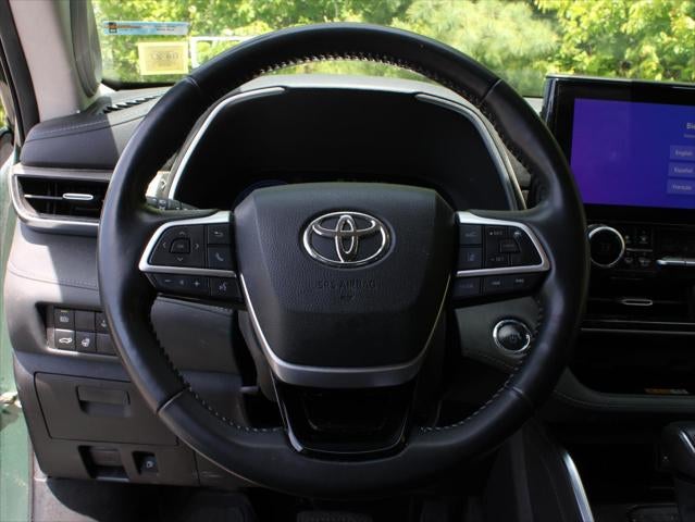 2023 Toyota Highlander Hybrid Limited