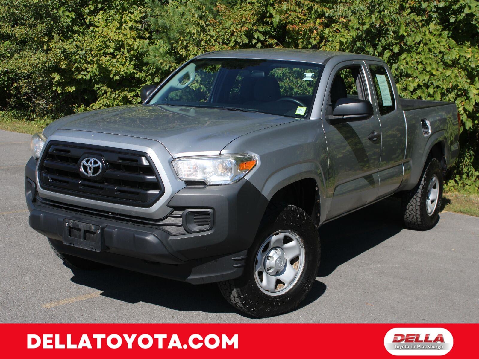 2017 Toyota Tacoma SR
