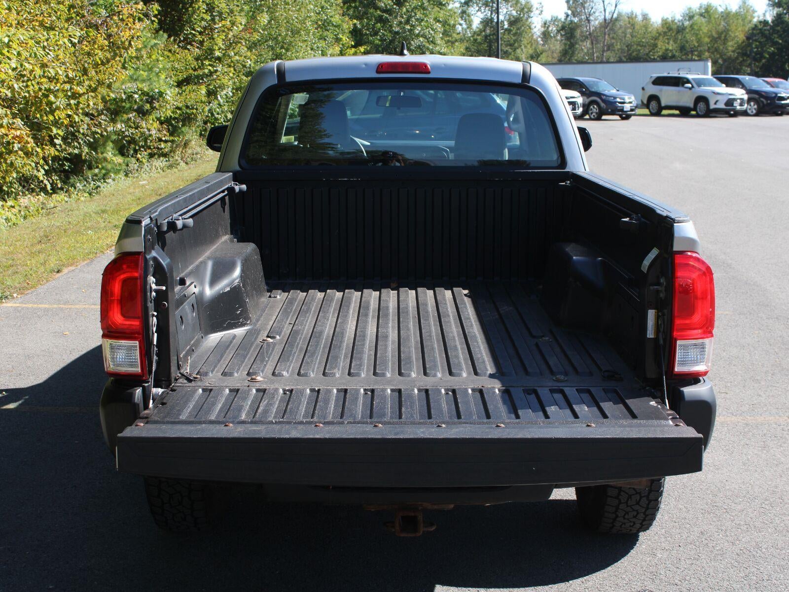 2017 Toyota Tacoma SR