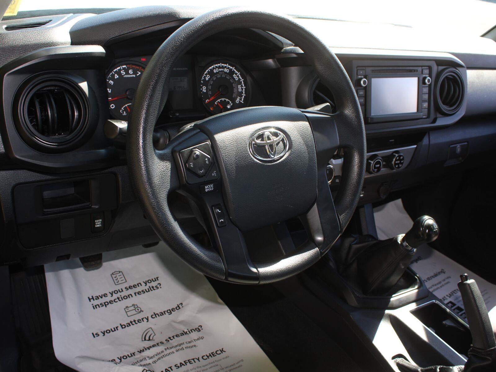 2017 Toyota Tacoma SR