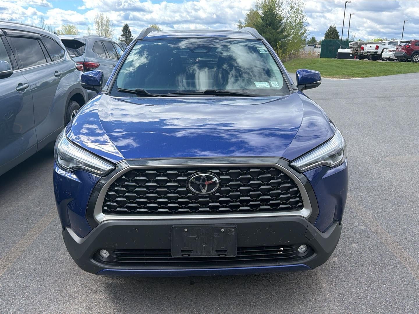 2023 Toyota Corolla Cross XLE