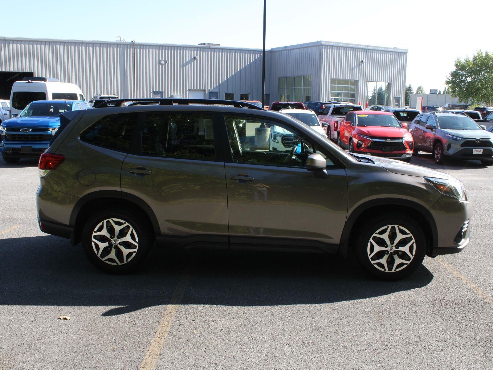 2022 Subaru Forester Premium