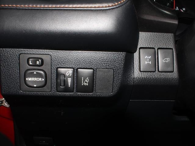 2017 Toyota RAV4 SE