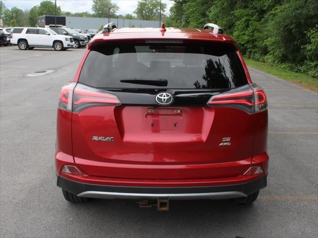 2017 Toyota RAV4 SE