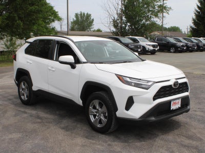 2025 Toyota RAV4 LE