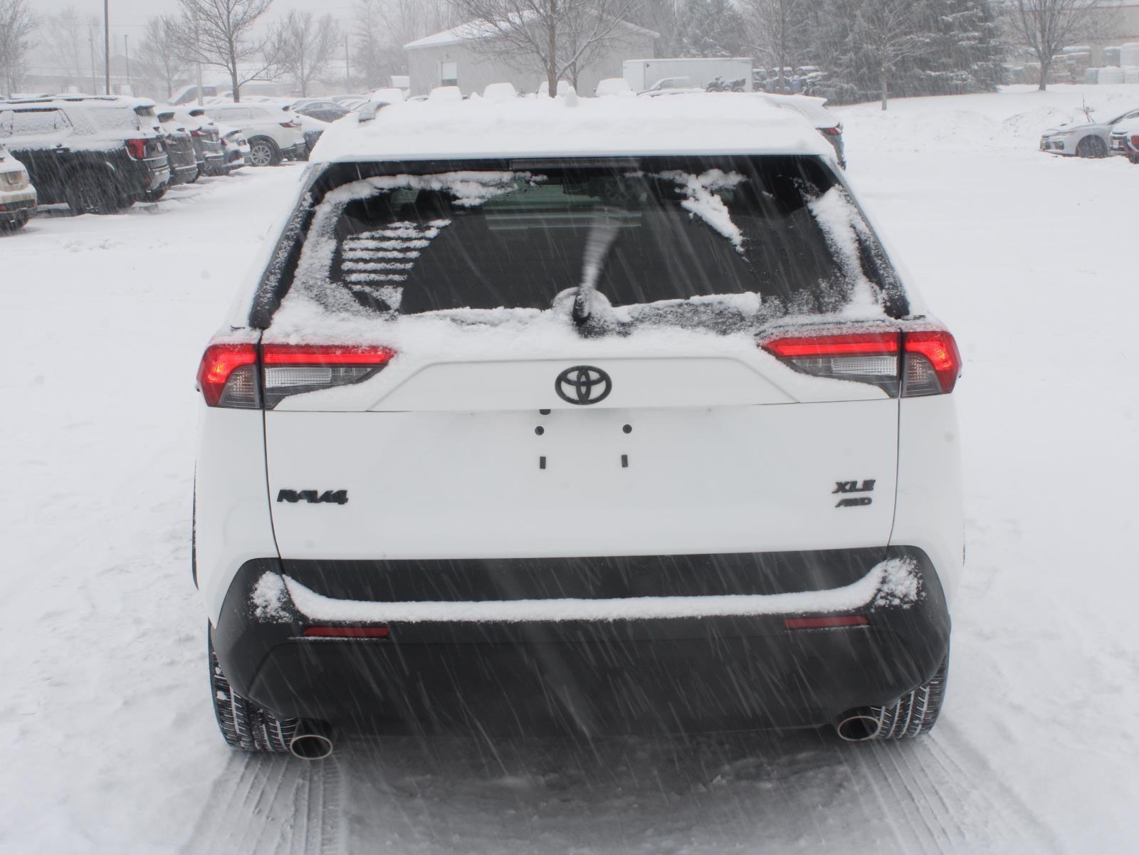 2020 Toyota RAV4 XLE All Wheel Drive Automatic