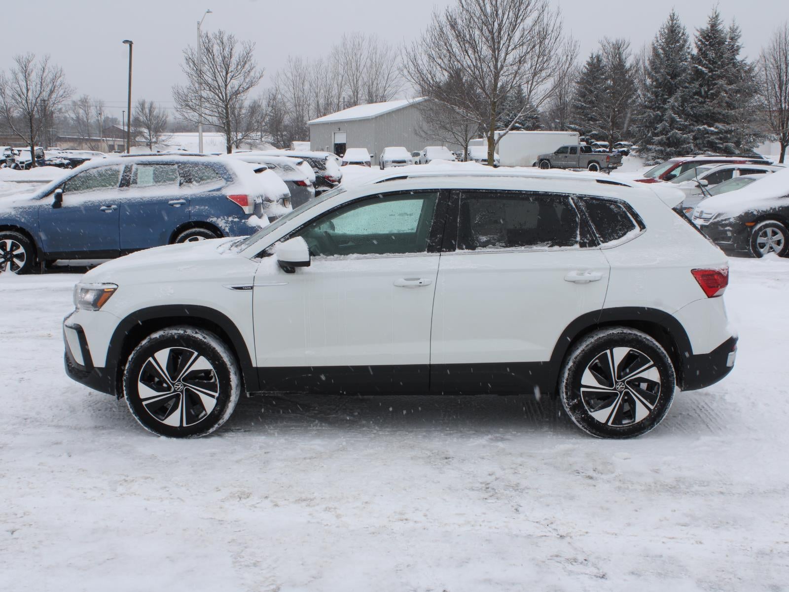 2024 Volkswagen Taos SE All Wheel Drive Auto-Shift Manual