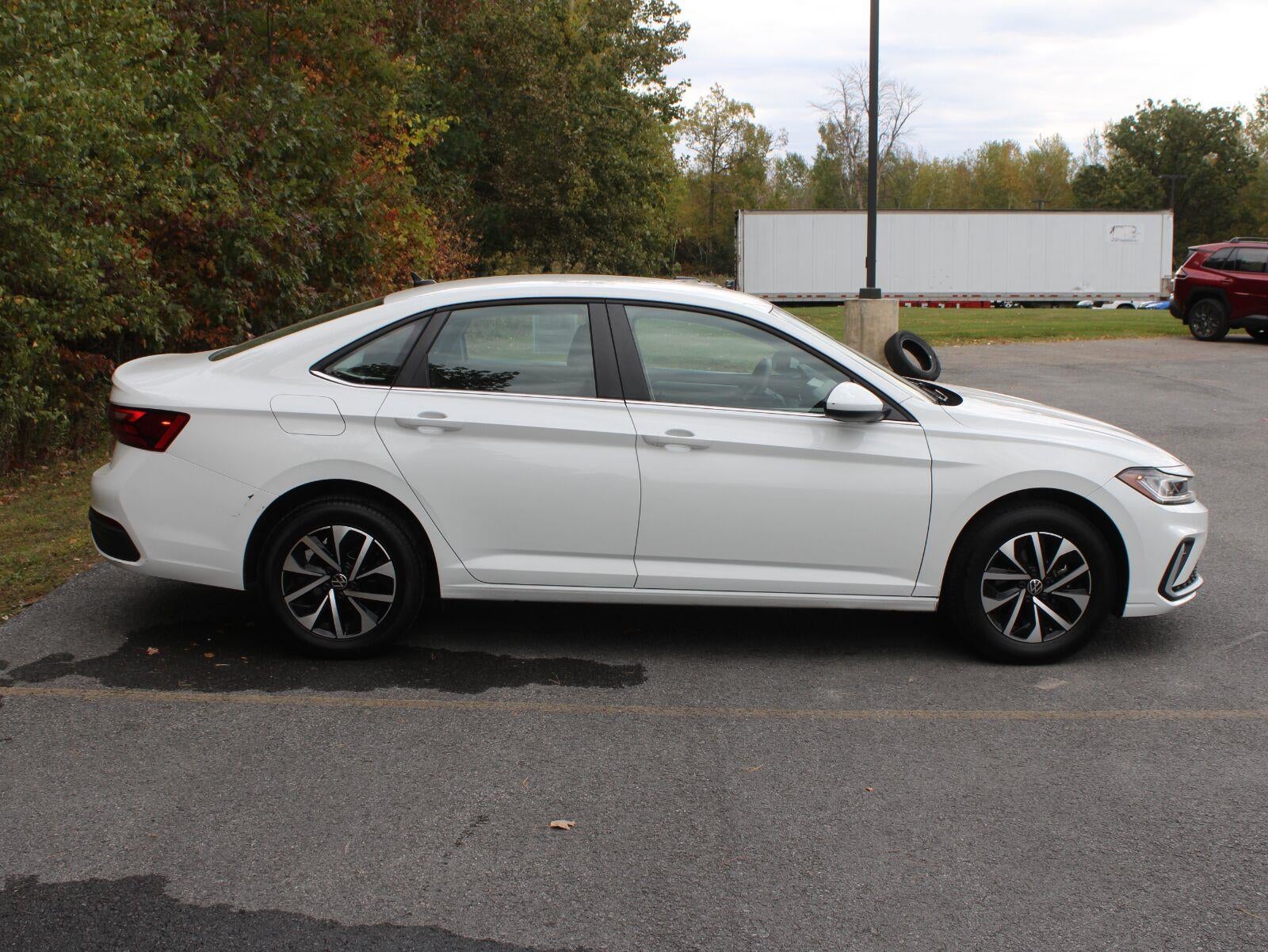 2025 Volkswagen Jetta S